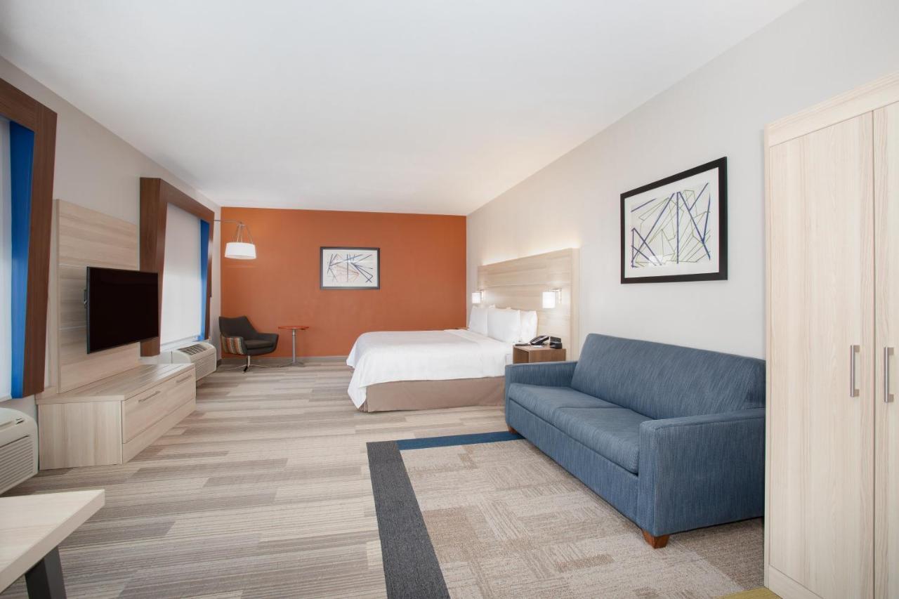 Holiday Inn Express & Suites Phoenix Glendale Dist, An Ihg Hotel Room photo